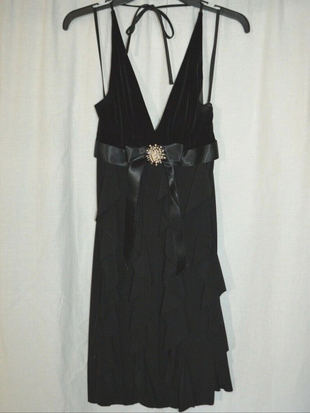 Betsy Adam Formal 4 Dress Black Sleeveless Ruffle